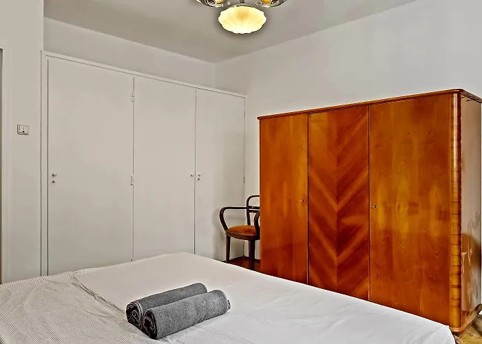 Afi Mall 3 Bedrooms Apartment - Perfect For Families Or Groups